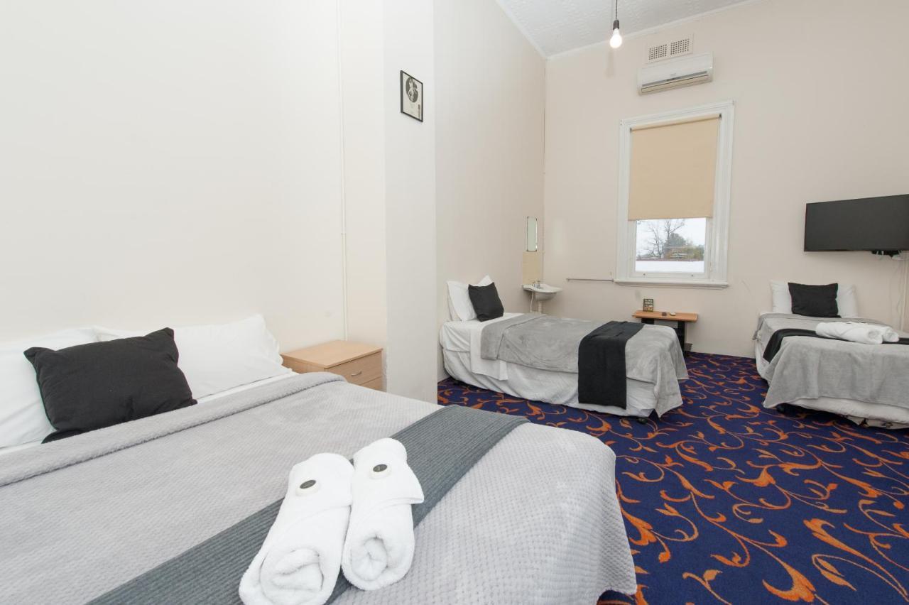 Riverina Hotel Holbrook Luaran gambar